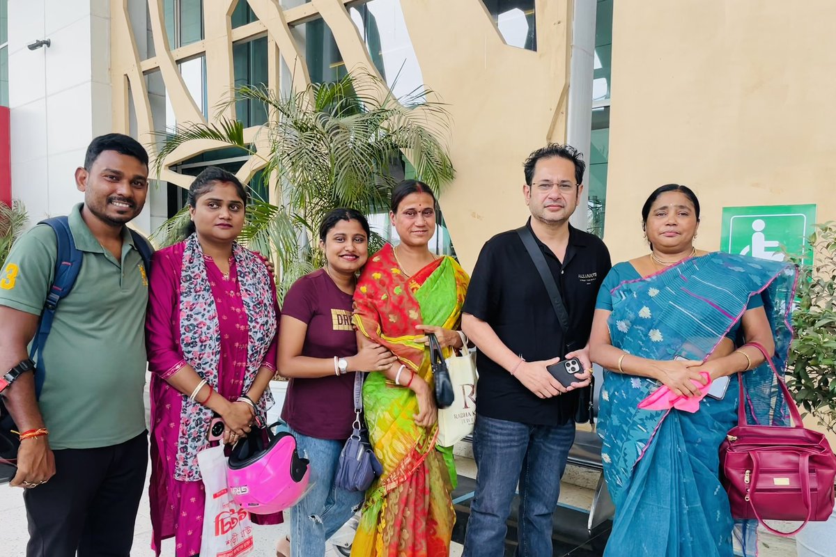 Arnika Saha (@arnikasaha_iyc) on Twitter photo āĻāĻ āĻāĻāϰāϤāϞāĻžāϏā§āĻĨāĻŋāϤ āĻāĻŽāĻŦāĻŋāĻŦāĻŋ āĻŦāĻŋāĻŽāĻžāύāĻŦāύā§āĻĻāϰ⧠āĻŽāĻšāĻžāϰāĻžāĻ āĻĒā§āϰāĻĻā§āϝā§ā§ āĻāĻŋāĻļā§āϰ āĻŽāĻžāύāĻŋāĻā§āϝ āĻāĻŋāϰ āϏāĻā§āĻā§ āϏā§āĻāύā§āϝ āϏāĻžāĻā§āώāĻžā§ āĻšāϝāĻŧāĨ¤ āĻŽāĻšāĻžāϰāĻžāĻ āĻāĻāĻŋāϝāĻŧā§ āĻāϏ⧠āĻāĻŽāĻžāϰ āĻŽāĻž āĻāĻŦāĻ āĻĒāϰāĻŋāĻŦāĻžāϰā§āϰ āϏāĻĻāϏā§āϝāĻĻā§āϰ āϏāĻā§āĻā§ āϏāĻžāĻā§āώāĻžā§āĻāĻžāϰ⧠āĻŽāĻŋāϞāĻŋāϤ āĻšāϝāĻŧāĨ¤
āĻāĻĒāύāĻžāϰ āϝāĻžāϤā§āϰāĻž āĻļā§āĻ āĻšā§āĻ āĻŽāĻšāĻžāϰāĻžāĻāĨ¤
<a href="/PradyotManikya/">Pradyot_Tripura</a> āĻāĻ āĻāĻāϰāϤāϞāĻžāϏā§āĻĨāĻŋāϤ āĻāĻŽāĻŦāĻŋāĻŦāĻŋ āĻŦāĻŋāĻŽāĻžāύāĻŦāύā§āĻĻāϰ⧠āĻŽāĻšāĻžāϰāĻžāĻ āĻĒā§āϰāĻĻā§āϝā§ā§ āĻāĻŋāĻļā§āϰ āĻŽāĻžāύāĻŋāĻā§āϝ āĻāĻŋāϰ āϏāĻā§āĻā§ āϏā§āĻāύā§āϝ āϏāĻžāĻā§āώāĻžā§ āĻšāϝāĻŧāĨ¤ āĻŽāĻšāĻžāϰāĻžāĻ āĻāĻāĻŋāϝāĻŧā§ āĻāϏ⧠āĻāĻŽāĻžāϰ āĻŽāĻž āĻāĻŦāĻ āĻĒāϰāĻŋāĻŦāĻžāϰā§āϰ āϏāĻĻāϏā§āϝāĻĻā§āϰ āϏāĻā§āĻā§ āϏāĻžāĻā§āώāĻžā§āĻāĻžāϰ⧠āĻŽāĻŋāϞāĻŋāϤ āĻšāϝāĻŧāĨ¤
āĻāĻĒāύāĻžāϰ āϝāĻžāϤā§āϰāĻž āĻļā§āĻ āĻšā§āĻ āĻŽāĻšāĻžāϰāĻžāĻāĨ¤
<a href="/PradyotManikya/">Pradyot_Tripura</a>