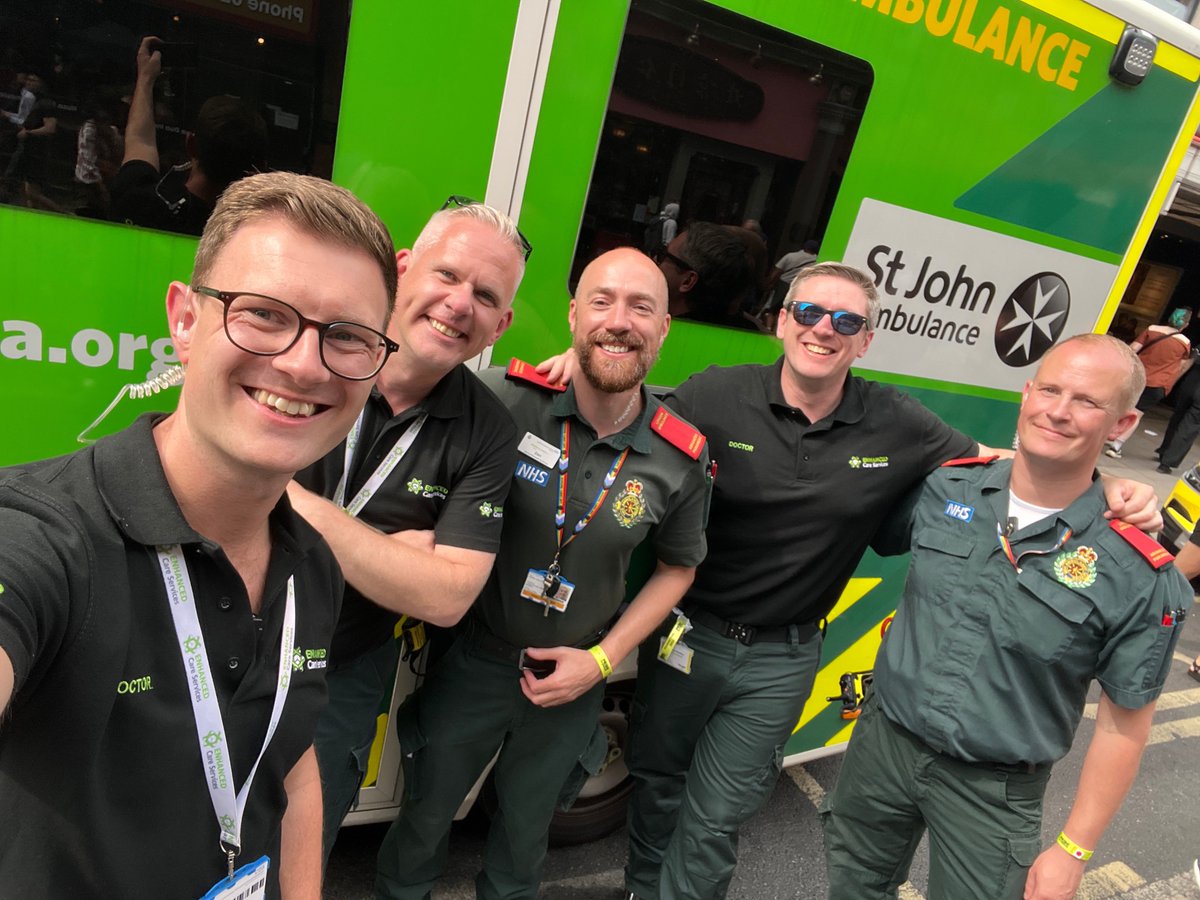 Are you an EM ST4+ or PHEM (Anaes/EM/ICM) ST5+? We are looking for Doctors to join #TeamECS to deliver enhanced and critical care at some of the UK's largest events this season..like Pride in London 🏳️‍🌈

To find out more head to our website buff.ly/9VKfXHi