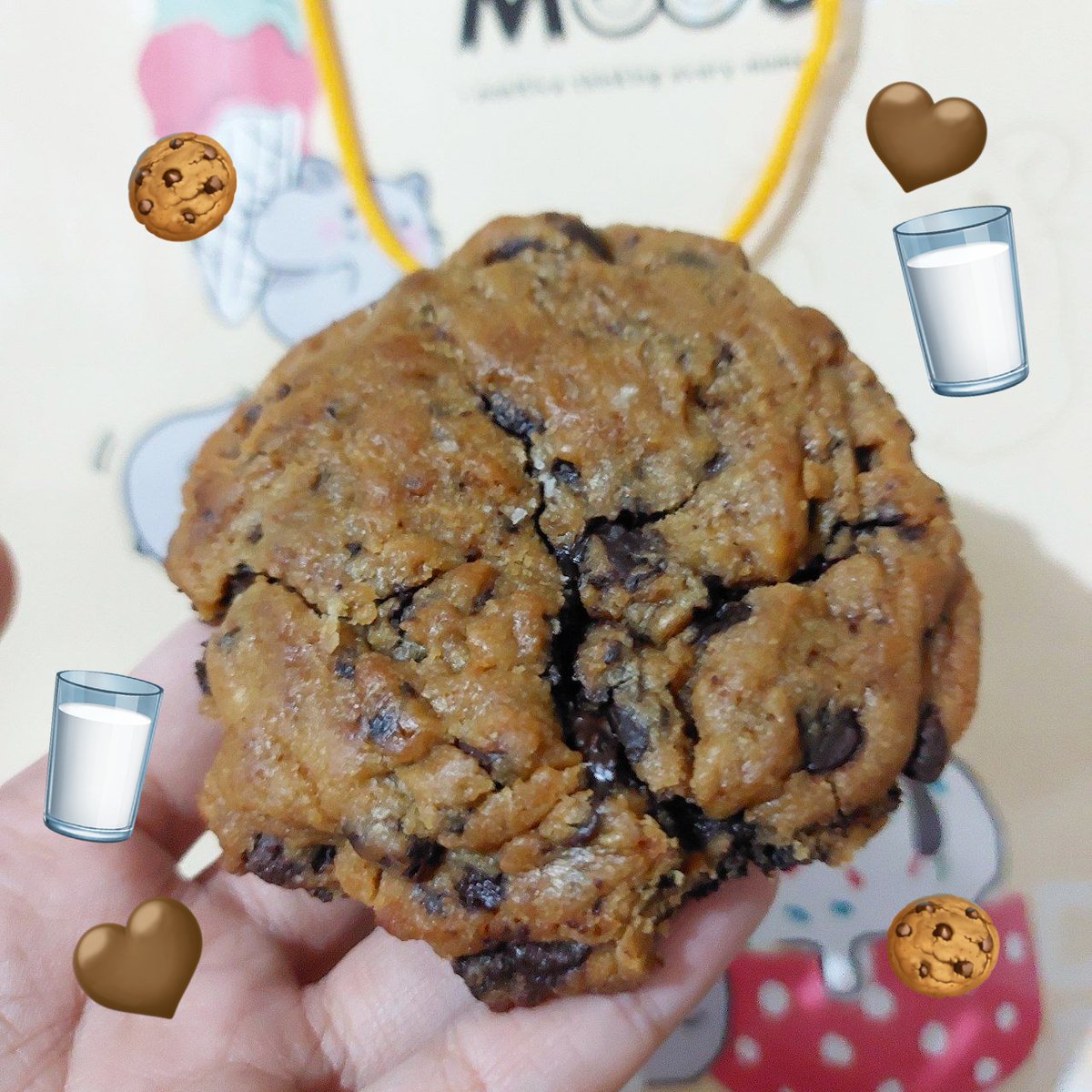 RushCurrents's tweet image. :cries_happily: 🍪🥛 sweetest treats from the sweetest meng cil duduy miung miung @Sevetnfold