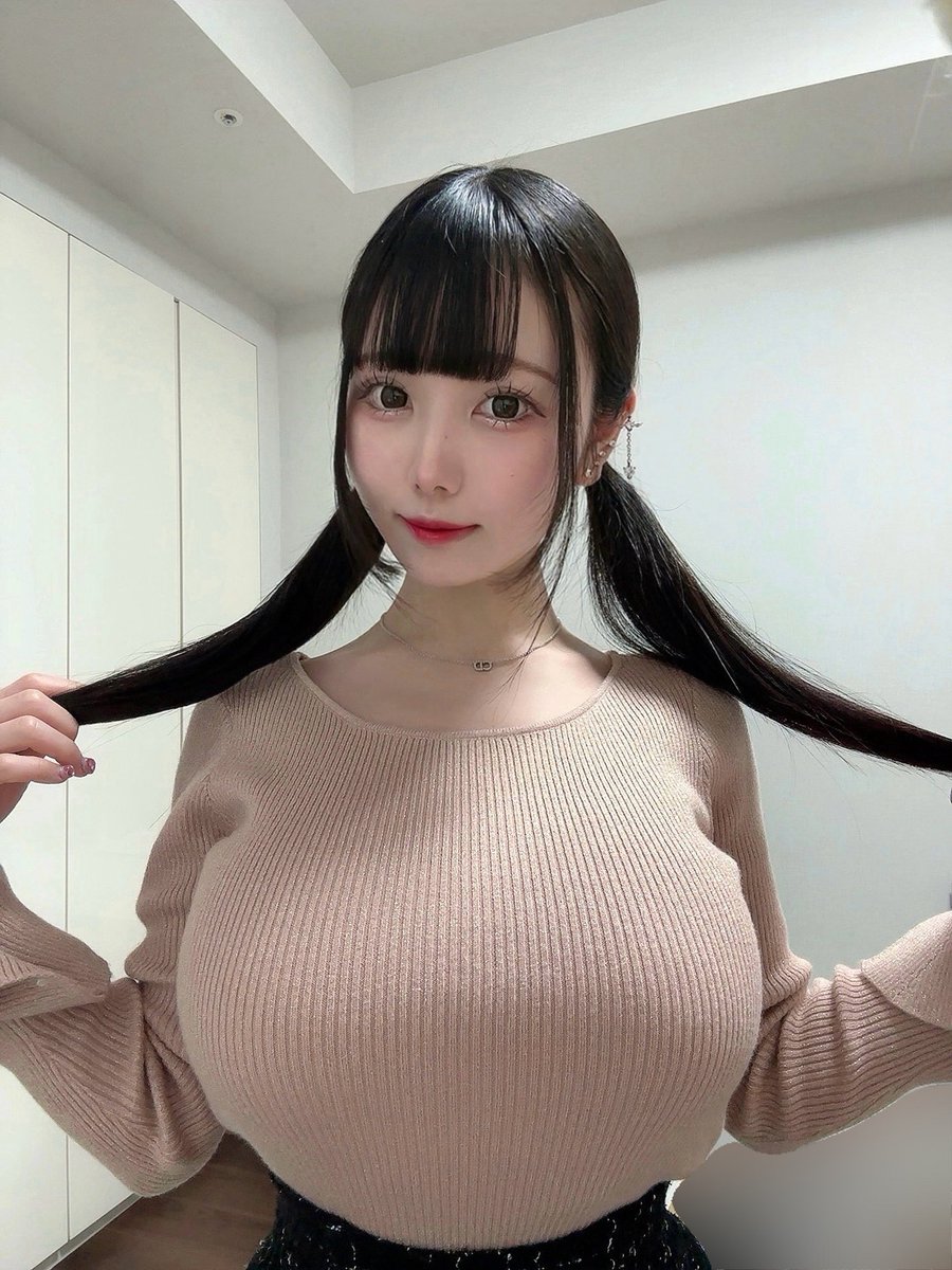 アニメ体型だねって言われます𐔌՞･·･՞𐦯 https://t.co/FEvKyfUMPj