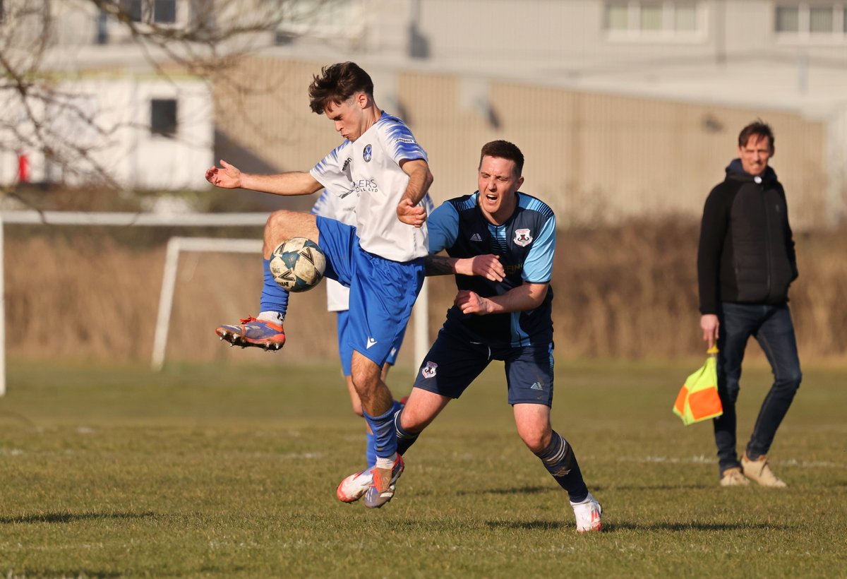 Parks Football (@parksfooty) on Twitter photo A 3-0 win for <a href="/clanfieldfc/">Clanfield FC</a> MS in their <a href="/MidSolent/">Mid Solent Adult League</a> Div 1 match against <a href="/PortchyFc/">PortchyRoversFc</a> at #farlington on 8.3.25
Photos at flic.kr/s/aHBqjC4YYp
#parksfootball #grassrootsfootball A 3-0 win for <a href="/clanfieldfc/">Clanfield FC</a> MS in their <a href="/MidSolent/">Mid Solent Adult League</a> Div 1 match against <a href="/PortchyFc/">PortchyRoversFc</a> at #farlington on 8.3.25
Photos at flic.kr/s/aHBqjC4YYp
#parksfootball #grassrootsfootball