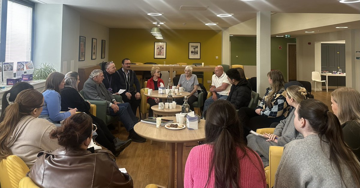 S_D_W_G's tweet image. Another annual date in the @NDCAN_Scotland and @S_D_W_G calendars that we look forward to is the @AhpDementia meeting with Speech &amp;amp; Language Therapist students on their placement with @alzscot #sharingexperiences #BrainAwarenessWeek