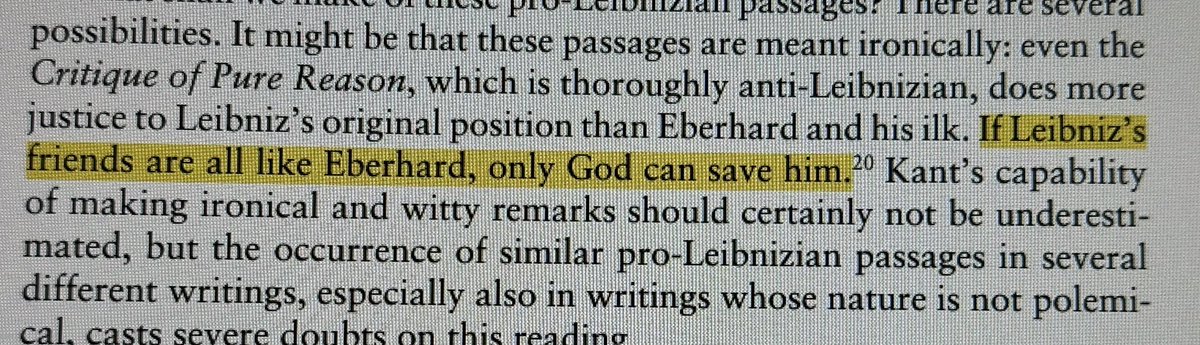Cuídate de tus enemigos pero sobre todo cuídate de tus amigos.