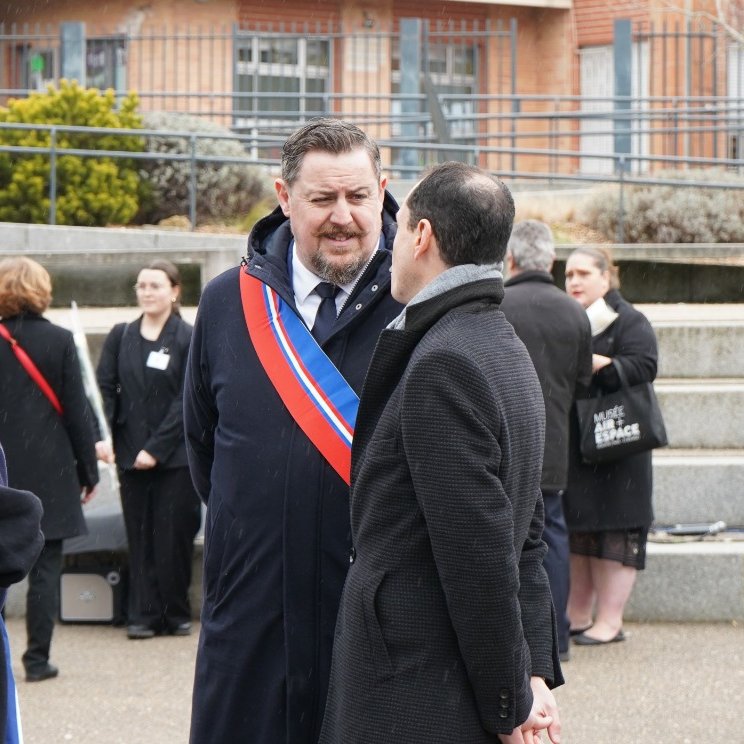 Mickaël DECLERCK (@mickaeldeclerck) on Twitter photo 🗓️Rendez-vous ce soir 18h30 au Jardin Samuel PATY à l'occasion de la journée de commémoration européenne des victimes du terrorisme.
J'ai eu l'honneur de représenter <a href="/mc_cavecchi/">Marie-Christine Cavecchi</a> & notre département <a href="/valdoise/">Département du Val d'Oise</a> lors de son inauguration hier matin à l'Hôtel de Ville <a href="/villedecergy/">Ville de Cergy</a> 🗓️Rendez-vous ce soir 18h30 au Jardin Samuel PATY à l'occasion de la journée de commémoration européenne des victimes du terrorisme.
J'ai eu l'honneur de représenter <a href="/mc_cavecchi/">Marie-Christine Cavecchi</a> & notre département <a href="/valdoise/">Département du Val d'Oise</a> lors de son inauguration hier matin à l'Hôtel de Ville <a href="/villedecergy/">Ville de Cergy</a>