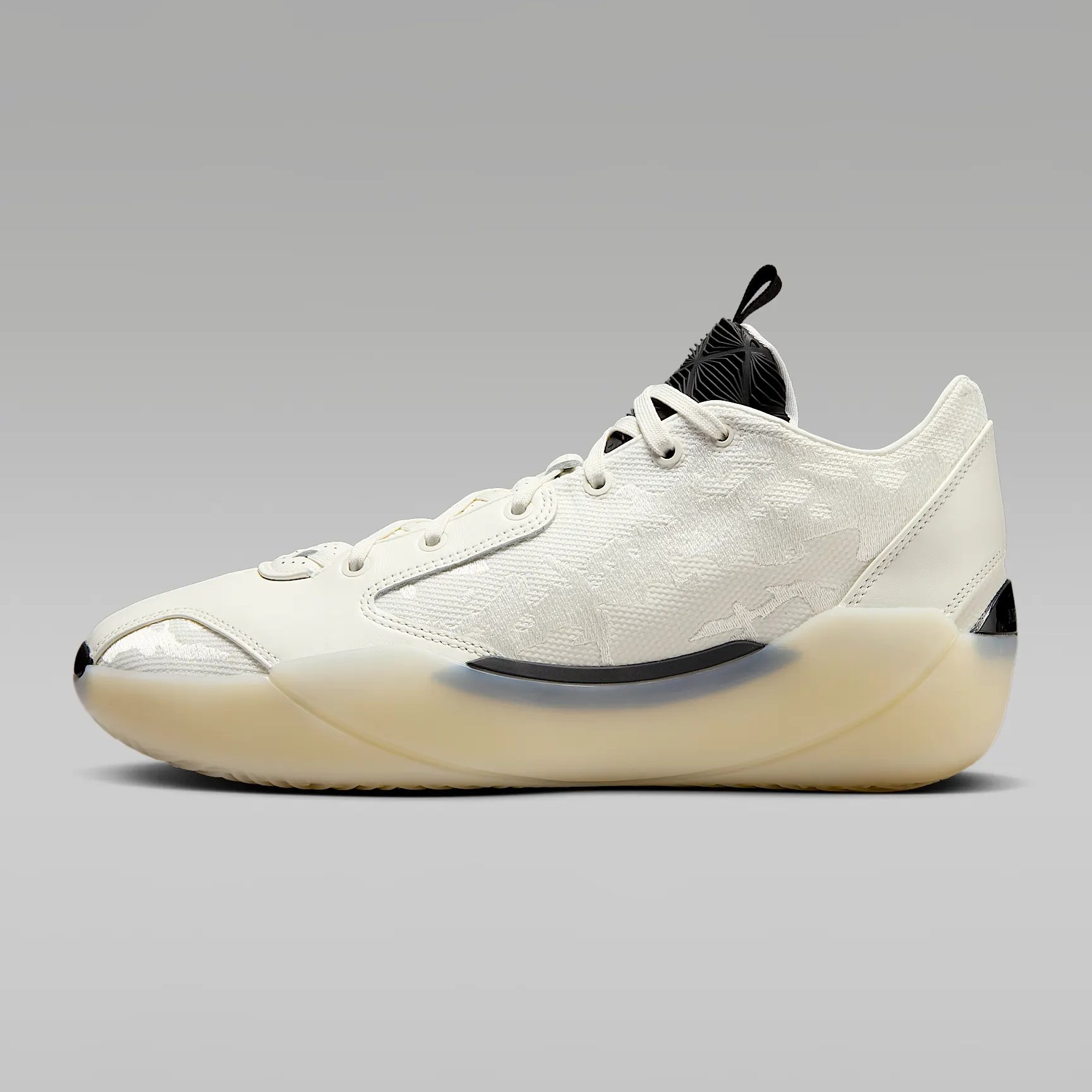 NIKE ☆ Air Jordan 39 ‘No Alteration’ The Air Jordan 39 No Alteration is Available Now