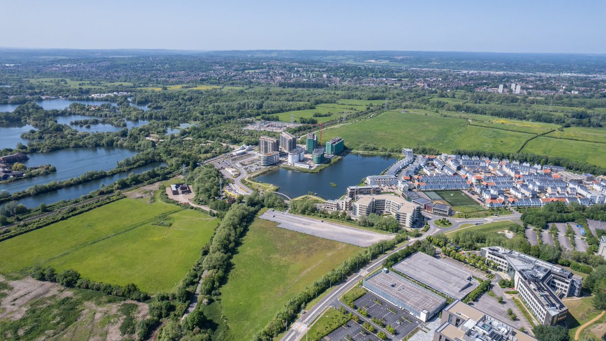 NEWS: The #Planning &amp; #Infrastructure Bill advances Gov reforms with:
- #CPO changes
- Delegated planning decisions
- Local authority #PlanningFees
- Support for #Energy schemes &amp; #EVCharging
- Backing for development corps &amp; #NewTowns

Read more: loom.ly/JwoEozc