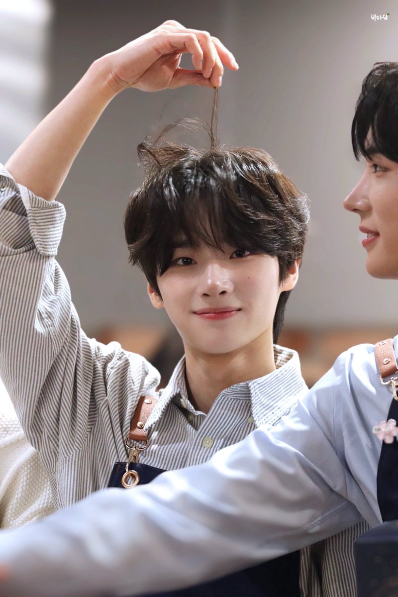 🍋250308 팬플리 카페 

#ONEPACT #원팩트 #이예담 #예담  #LEEYEDAM #YEDAM #イェダム