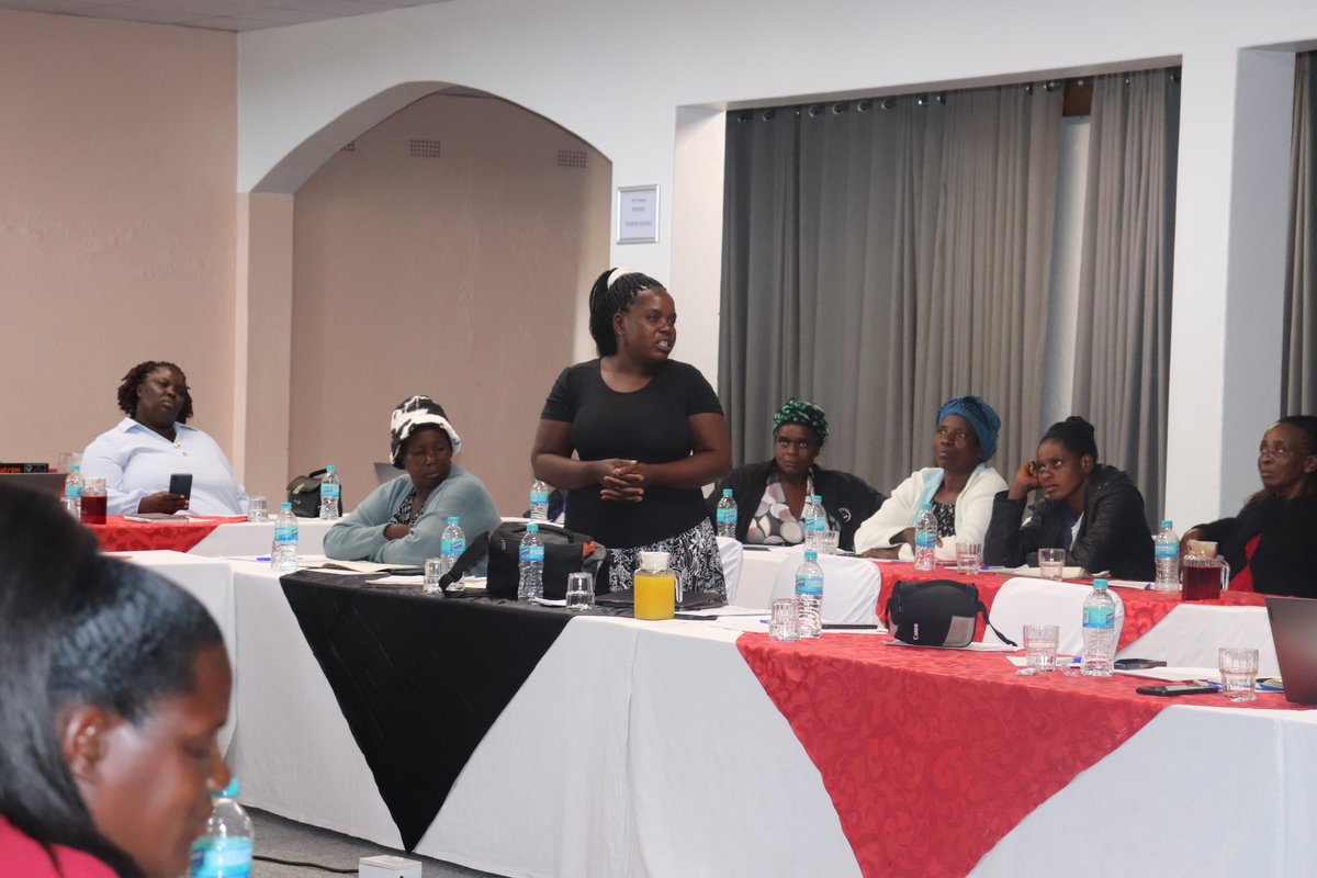 ActionAidZim's tweet image. This week @ActionAidZim is training SASA champions from Nyazura LRP and Chiendambuya on Phase 3 of the SASA model. Thanks to the TORCHES team for their facilitation and technical support. Together, we can prevent violence against women! #EndViolence #sasatogether
