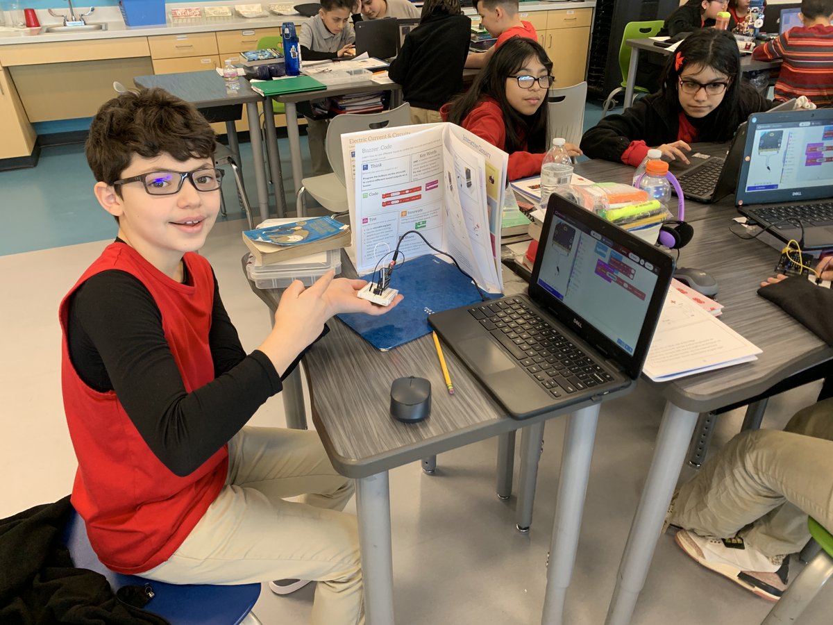 Programming is underway for 5th grade SHARP students, who are excited to explore how electricity and circuits can enhance their coding skills with the Microbit! In this program, students dive into the world of mini circuits as they program the Microbit and participate in hands-on