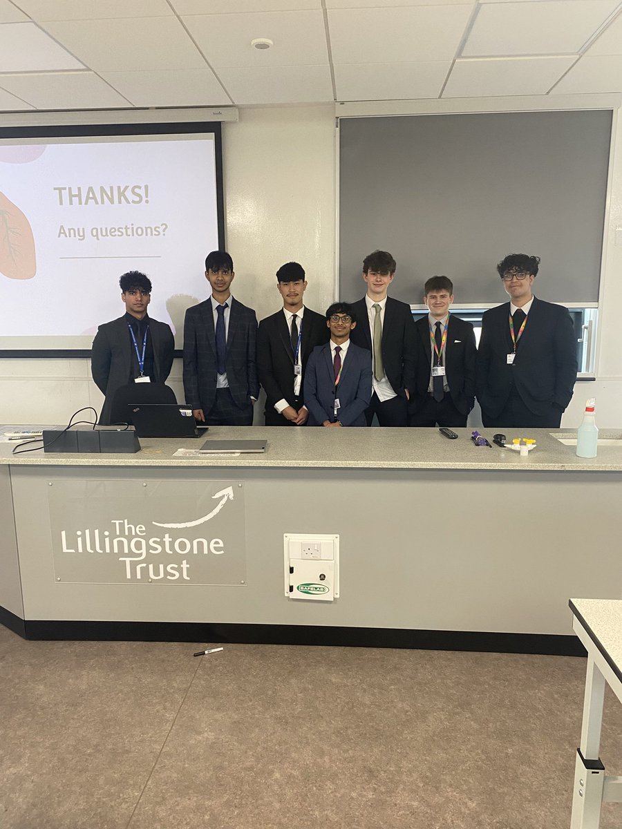 An informative Latin Lecture today on heart disease, causes and preventative measures! Well done Alen and Abhinav. Great job! ⭐️<a href="/TheRoyalLatin/">RLS</a> <a href="/RLSMedSoc/">RLSMedSoc</a>