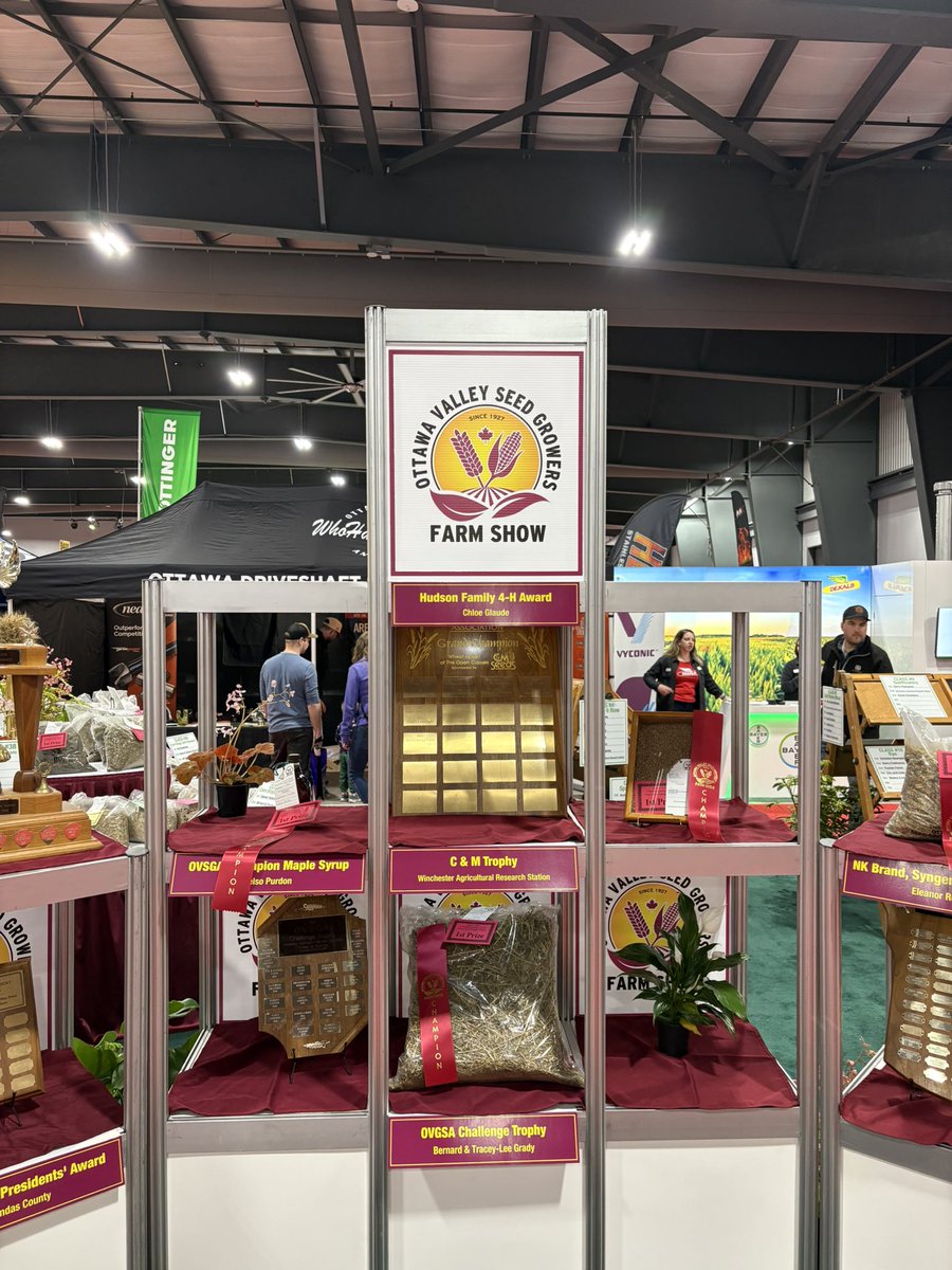 NuhnForage's tweet image. Join us at The Ottawa Valley Farm Show - March 11-13! 
#thejuice #juicekeepitcool #makeserioushay #hay2025 #madeincanada #canadianagriculture #ottawavalleyfarmshow