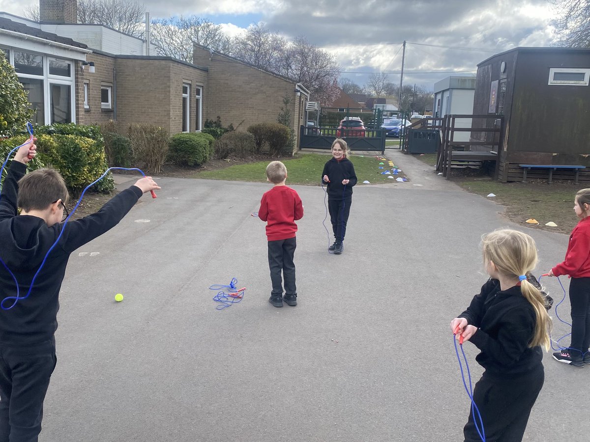 Carlton Windsor (@carltonwindsor6) on Twitter photo Some of our Year 6 children were wonderful sport coaches this afternoon. They each planned and delivered their very own activity to our Year 3 class. Super role models! <a href="/CarltonPS_SET/">Carlton Primary School</a> Some of our Year 6 children were wonderful sport coaches this afternoon. They each planned and delivered their very own activity to our Year 3 class. Super role models! <a href="/CarltonPS_SET/">Carlton Primary School</a>