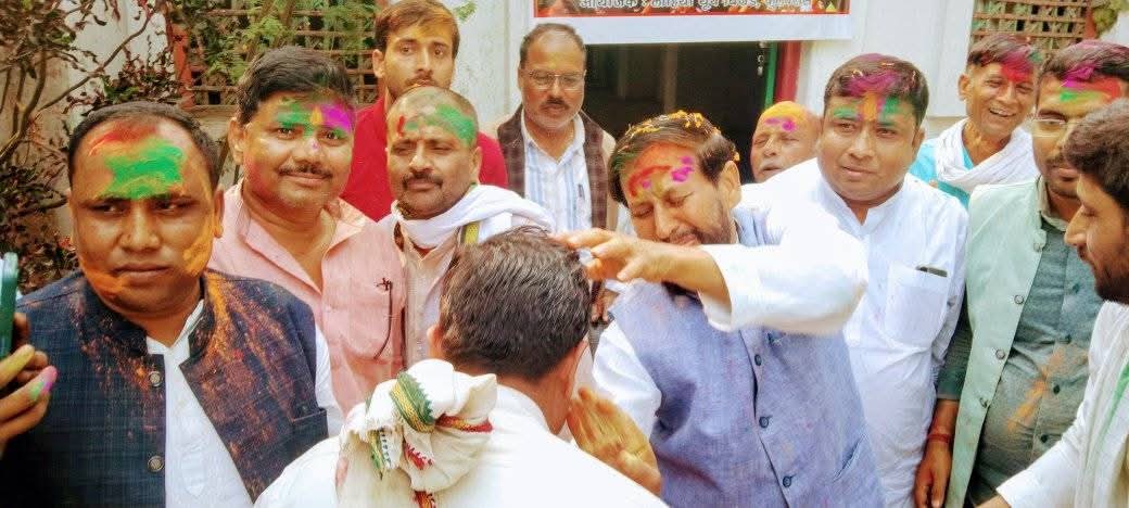 DevendraYadavMP's tweet image. होली मिलन समारोह बरही-फुलपरास लोहिया आश्रम में।