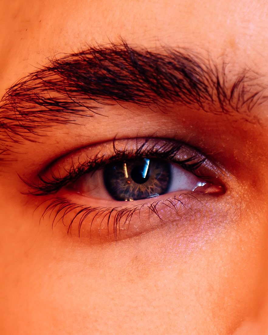 ln4norris's tweet photo. lando has the most beautiful eyes ever https://t.co/yYXQAgCy3M