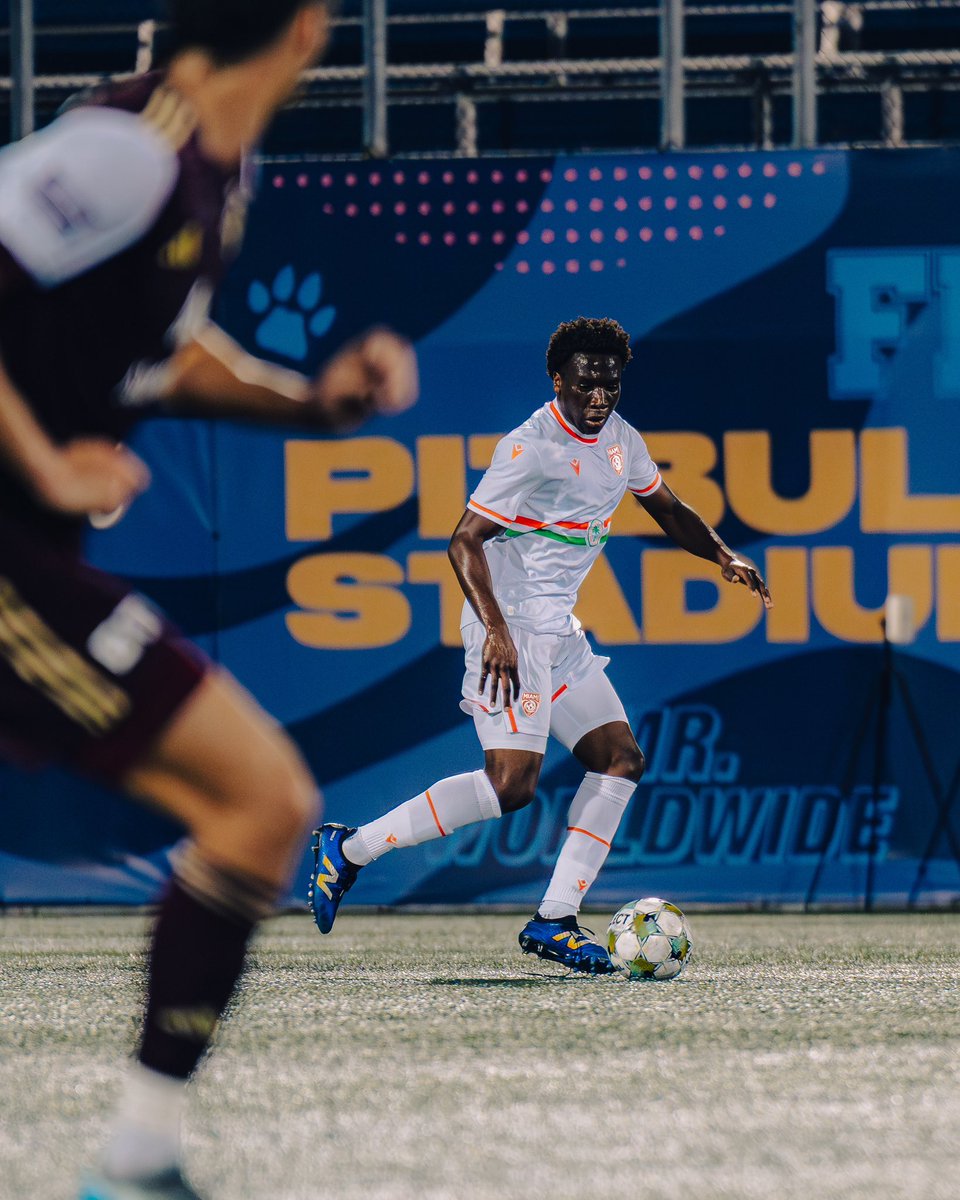 Huge congratulations to <a href="/MFCYouthAcademy/">Miami FC Academy</a> product Brandon Bent for making his professional debut during Saturday night’s match 👏🙌

#Path2Pro #vamosmiami