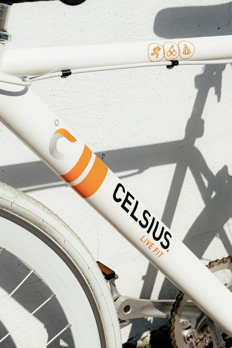 absolutely legendary marketplace find <a href="/CelsiusOfficial/">CELSIUS Energy Drink</a>