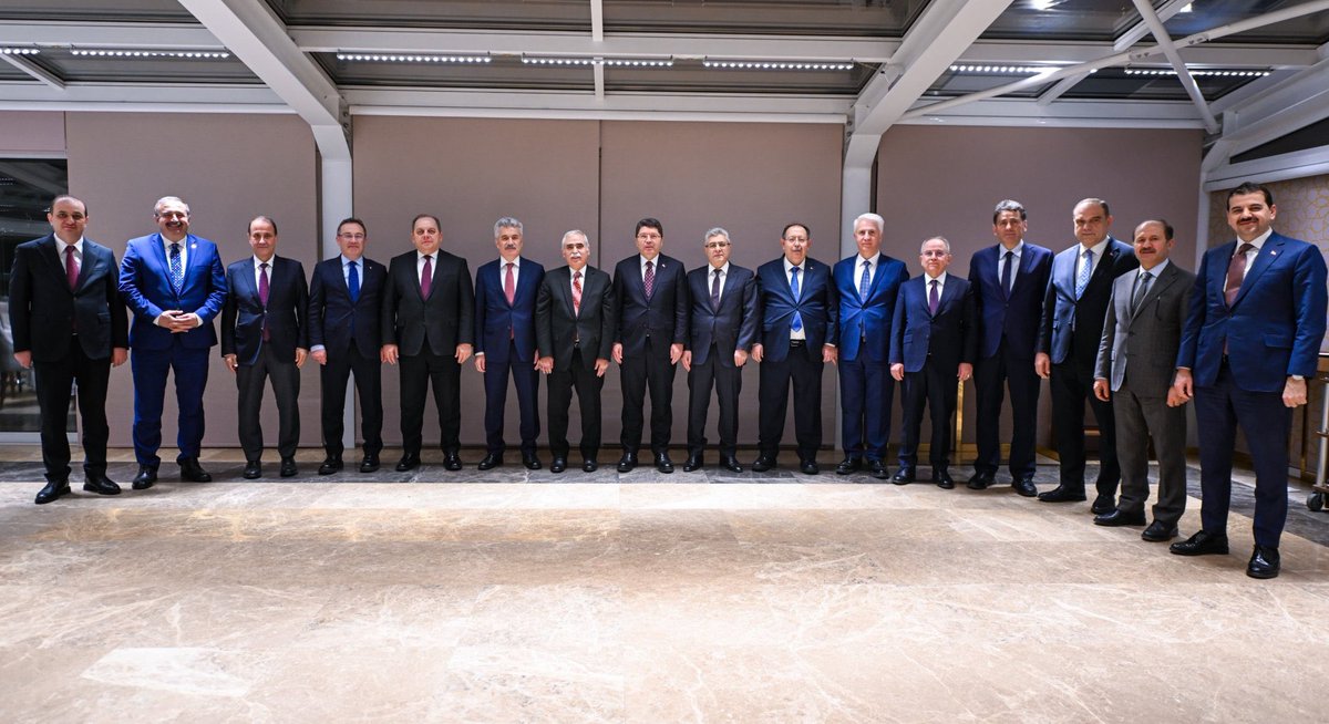 Şu karede <a href="/ramazancan0071/">Ramazan CAN🇹🇷</a>  görmek koca bir şehir için kıvanç ve gururdur.

Allah yolunu açık etsin sayın bakanım❤️🙋🏽‍♂️