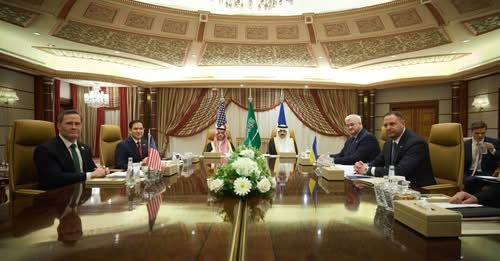 Frontline_eu_us's tweet image. 🔥🇺🇸🇺🇦Full Joint Statement on the Meeting Between Ukrainian and U.S. Delegations in Jeddah

▪️ It is time to begin the process of establishing a lasting peace.
▪️ The U.S. is resuming military assistance to Ukraine.
▪️ Ukraine is ready for an immediate 30-day ceasefire.
▪️ Both…