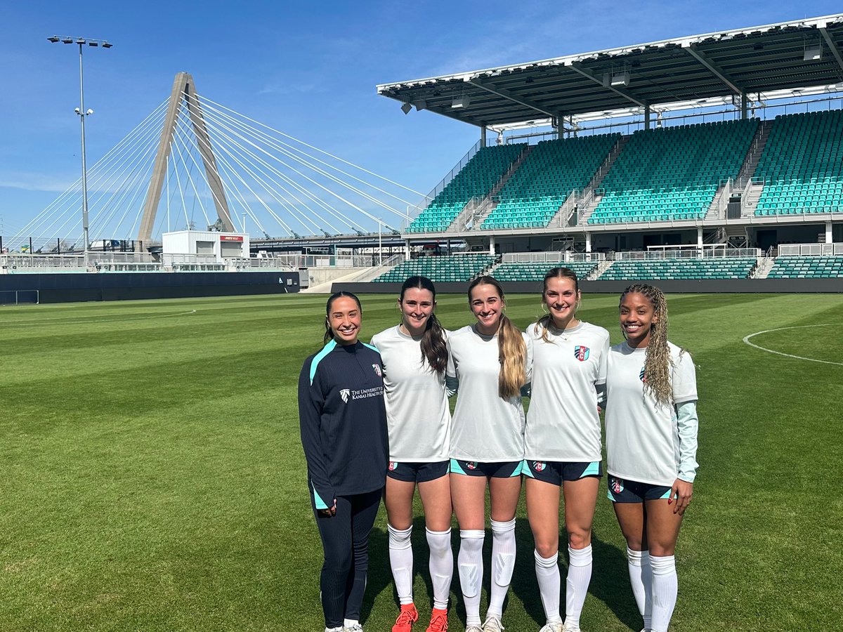 Five of our players got the opportunity to train with the KC Current over the weekend at CPKC!