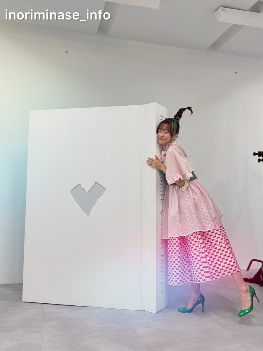 æ°Žç¬ãã®ãinfo (@inoriminase) on Twitter photo #heartbookmark ã©ã€ãBDæ¬æ¥çºå£²æ¥ãè¿ããŸããâ¡
ãã£ããã«å¿ããããªãããã¯ããŒã¯ããŸãå¢ãããã¢ãŒã§ããâ¡
ã¿ããªã®ããšã倧奜ãã ãé ŒããããæãããïŒ
ãããŠäœãããããªäººãã¡ã«å²ãŸããŠååãåŒãã§ããããèªåã£ãŠãªããŠå¹žããªãã ãããŒïŒãŠäœåºŠãäœåºŠãæããŸããã #heartbookmark ã©ã€ãBDæ¬æ¥çºå£²æ¥ãè¿ããŸããâ¡
ãã£ããã«å¿ããããªãããã¯ããŒã¯ããŸãå¢ãããã¢ãŒã§ããâ¡
ã¿ããªã®ããšã倧奜ãã ãé ŒããããæãããïŒ
ãããŠäœãããããªäººãã¡ã«å²ãŸããŠååãåŒãã§ããããèªåã£ãŠãªããŠå¹žããªãã ãããŒïŒãŠäœåºŠãäœåºŠãæããŸããã