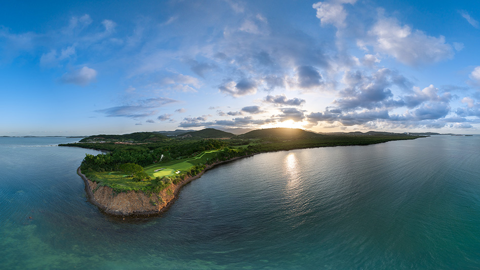 Mackenzie &amp; Ebert <a href="/golfarchitects/">Mackenzie & Ebert</a> working on new Caribbean course: Moncayo Golf Club is the firm’s first track in the region and will also feature a reversible short course and a putting course: golfcourseindustry.com/news/moncayo-p…