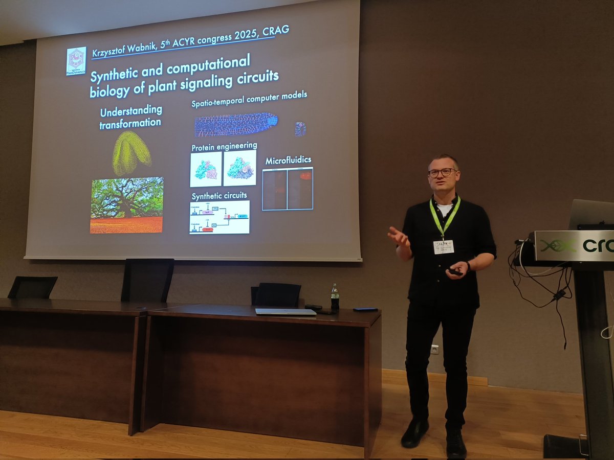 After the lunch break, we had a talk from our last keynote speaker Dr. Prof. Krysztof Wabnik from <a href="/CBGP_Madrid/">CBGP</a>. His astonishing research focuses on engineering synthetic phytohormone perception and signaling circuits in plant applications.