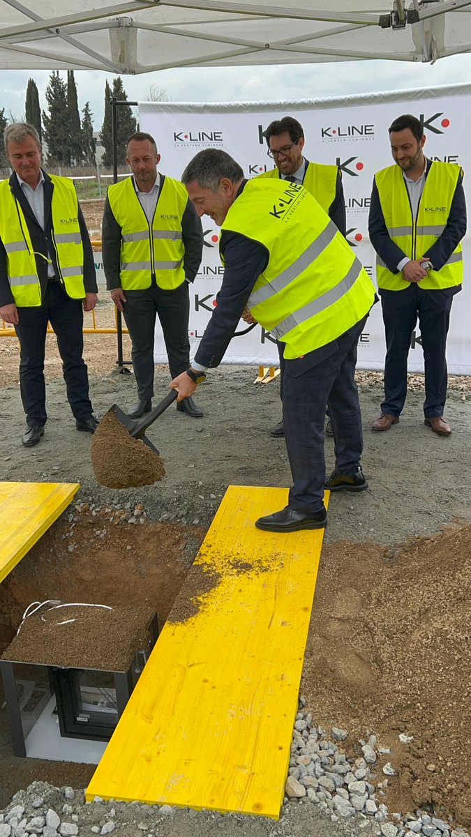 🌟French company K·Line is investing €25M at its new factory in Barcelona, creating 100 new jobs! 💼

The land acquisition and construction project for K·Line's new factory has received support from <a href="/Catalonia_TI/">Catalonia Trade & Investment</a>. 🤝

🏭 The new facility is set to begin operations in the second