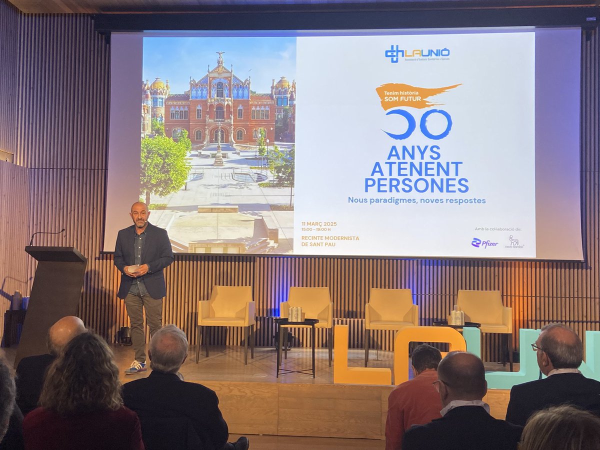 🎊50 Anys atenent persones: nous paradigmes, noves respostes

➕200 professionals de les entitats associades i del sector sanitari i social

Inauguració amb la consellera de <a href="/salutcat/">Salut</a>, el president, el vicepresident i la DG de #La Unió i l’artista pericopastor