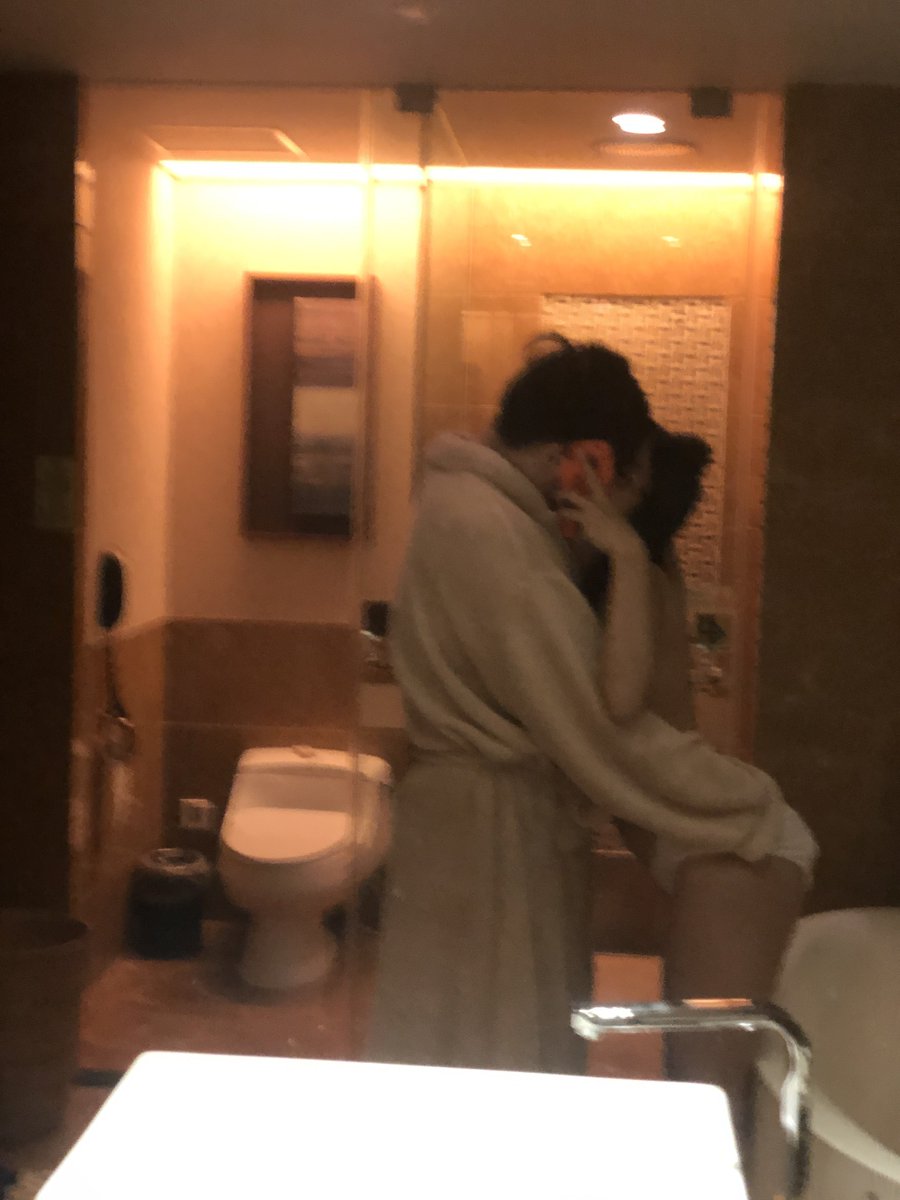 黄推福利内容 - 啊鱼从天而降的精彩图片 福利姬啊鱼从天而降分享的黄推图片3 - 网红私拍内容