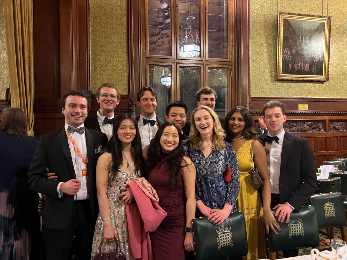 Last week, 170 OKS and guests came together at the House of Commons for the OKS President's Dinner.  It was a special evening with OKS leavers from 1950 to 2024, travelling from as far as California for the occasion!

Read more and see the pictures here: kings-association.co.uk/news/oks-kings…