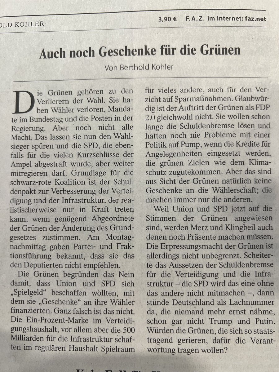 Maja Goepel @beyond-ideology.bsky.social (@beyond_ideology) on Twitter photo Journalismus ohne naturwissenschaftliche, volkswirtschaftliche und völkerrechtliche Verankerung: Berthold Kohler in der <a href="/faznet/">Frankfurter Allgemeine</a> heute auf S.1: Klimaschutz sei ein „Geschenk“ an die grüne Wählerschaft. Euer Ernst? Journalismus ohne naturwissenschaftliche, volkswirtschaftliche und völkerrechtliche Verankerung: Berthold Kohler in der <a href="/faznet/">Frankfurter Allgemeine</a> heute auf S.1: Klimaschutz sei ein „Geschenk“ an die grüne Wählerschaft. Euer Ernst?