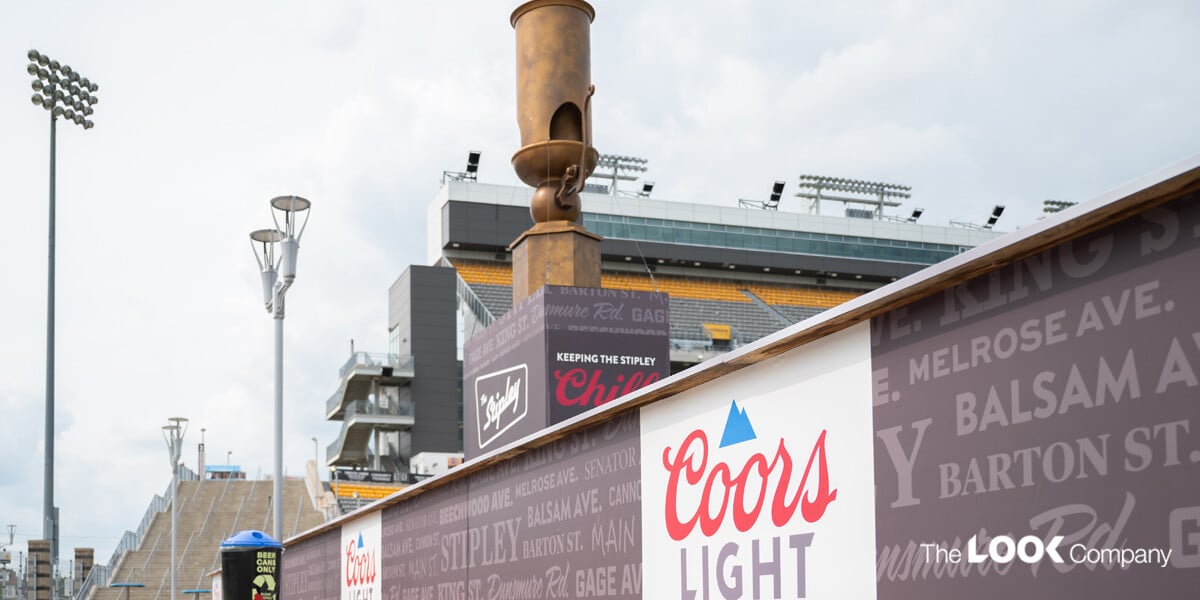 TheLookCompany1's tweet image. 💡 Pro Tip: The right visuals turn sponsorship activations into unforgettable moments. Discover how The Look Company’s innovative visual engagement solutions can boost your ROI.
📈 hubs.li/Q037LwY60
#SponsorshipROI #VisualSolutions #EventActivation