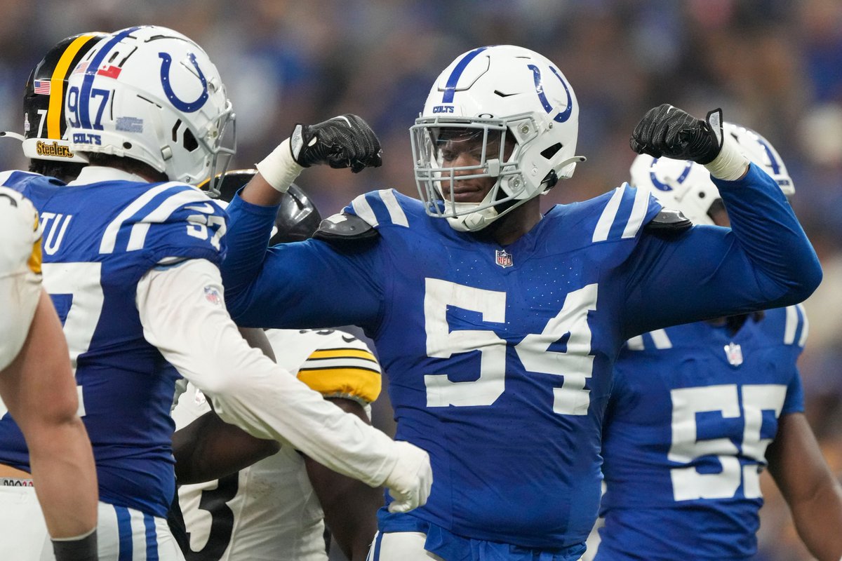 Score Middays (@scoremiddays) on Twitter photo The #Bears made a major splash in free agency yesterday.
<a href="/dan_bernstein/">Dan Bernstein</a>, <a href="/leilarahimi/">Leila Rahimi</a> & <a href="/mharrisonair/">Marshall Harris</a> break it all down from 10a-2p on <a href="/670TheScore/">670 The Score</a>
Guests:
1025 Charles Davis
11 <a href="/archerqb16/">Dave Archer</a>
1245 <a href="/MayTayColts/">Matt Taylor</a>
🎧 670TheScore.com/listen
📺 Twitch.TV/Chicago670TheS… The #Bears made a major splash in free agency yesterday.
<a href="/dan_bernstein/">Dan Bernstein</a>, <a href="/leilarahimi/">Leila Rahimi</a> & <a href="/mharrisonair/">Marshall Harris</a> break it all down from 10a-2p on <a href="/670TheScore/">670 The Score</a>
Guests:
1025 Charles Davis
11 <a href="/archerqb16/">Dave Archer</a>
1245 <a href="/MayTayColts/">Matt Taylor</a>
🎧 670TheScore.com/listen
📺 Twitch.TV/Chicago670TheS…
