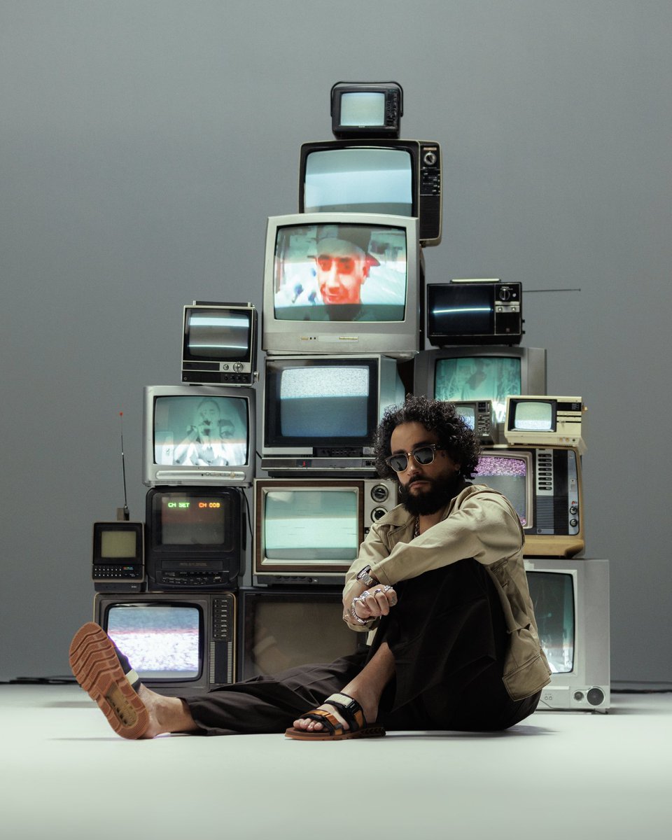 kennerofc's tweet image. Agora 10 em 10 no baile tão de Kenner do @fbctadoido 💎
Depois de distribuir caminhões de Sandálias, presentear fãs nos shows e se tornar nosso embaixador, agora o Padrim tem uma coleção pra chamar de sua. Curtiram?