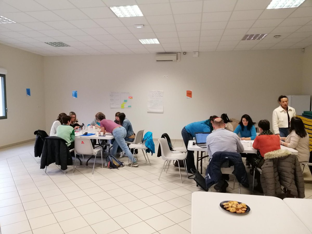CDG30_'s tweet photo. 📢 Rencontre du réseau des secrétaires généraux de Mairie à Argilliers 🤝

🎯 Les secrétaires généraux ont pu discuter des pratiques RH développées dans leur collectivités, des outils de gestion administrative, de problématiques communes …

ℹ️ Plus d’infos : emploi@cdg30.fr https://t.co/fYaogezuNv