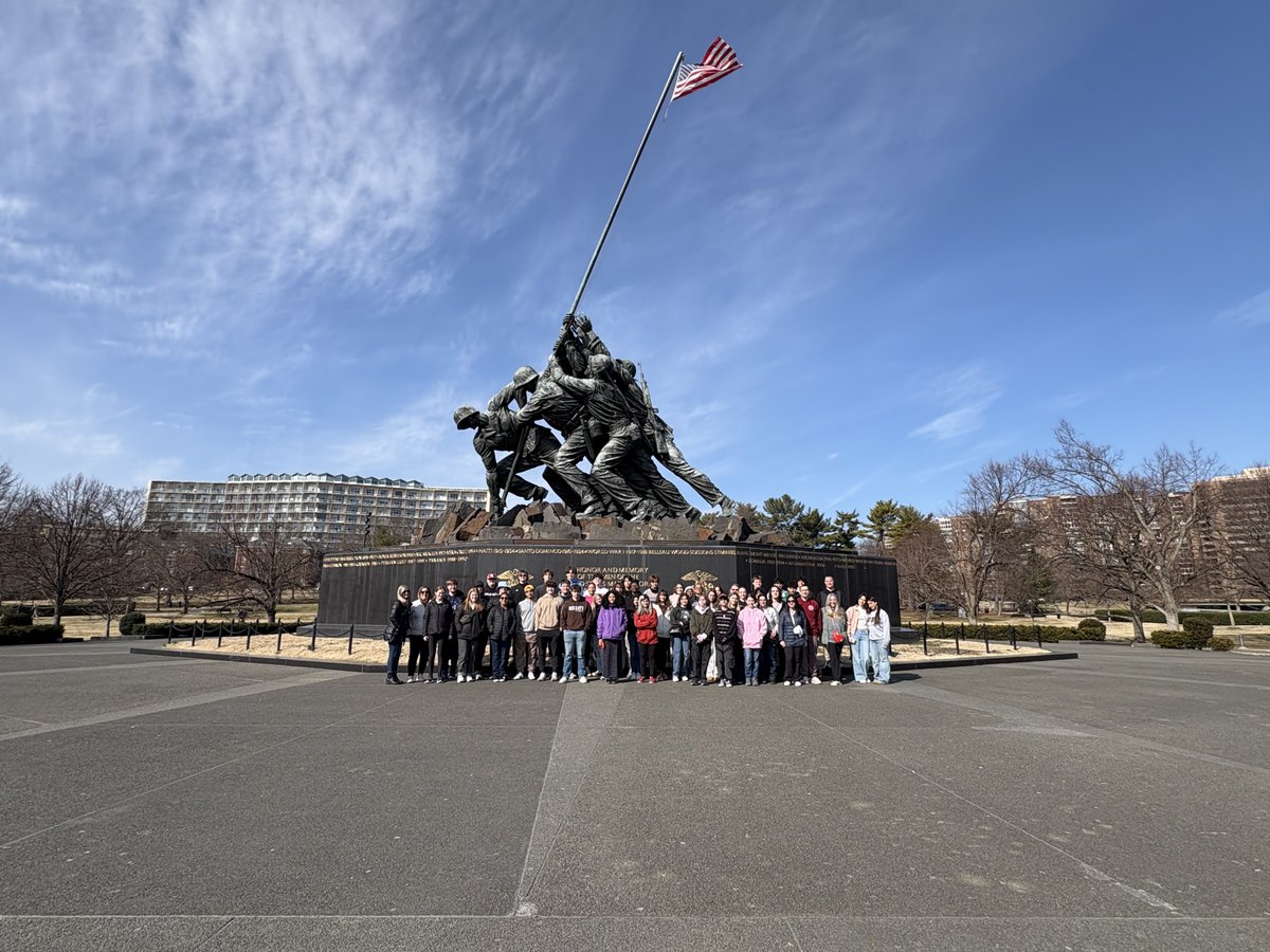 Strongsville High (@hs_strongsville) on Twitter photo This past weekend SHS seniors went to Washington DC as a makeup for their lost 8th grade trip. Students got to see famous Government sites as well as visit Arlington Cemetery to see the changing of the guard at the Tomb of the Unknown Soldier. #ModelMustang This past weekend SHS seniors went to Washington DC as a makeup for their lost 8th grade trip. Students got to see famous Government sites as well as visit Arlington Cemetery to see the changing of the guard at the Tomb of the Unknown Soldier. #ModelMustang