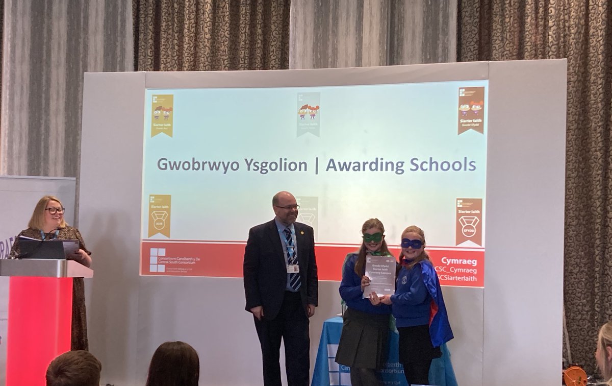 Our criw Cymraeg were thrilled to receive our Bronze  award today! Thank you @CSC_Cymraeg