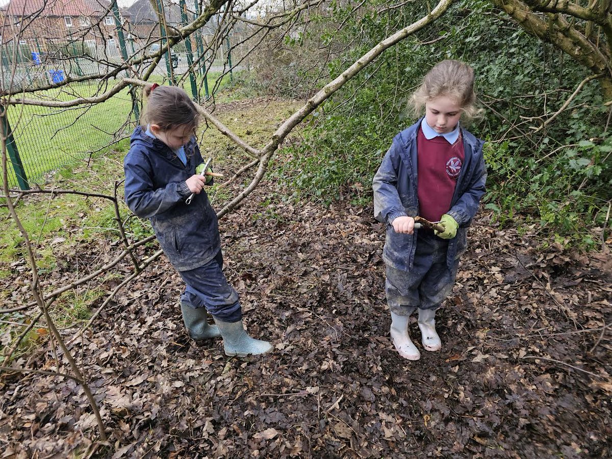 Stradbroke Forest School (@stradforest) on Twitter photo We explored The Three Billy Goats Gruff and a tale of a wizard freezing the troll! The goats saved him with magic wands, inspiring the children to find sticks and whittle their own enchanted wands! π§ππ§ <a href="/StradbrokePri/">@StradbrokePrimary</a> We explored The Three Billy Goats Gruff and a tale of a wizard freezing the troll! The goats saved him with magic wands, inspiring the children to find sticks and whittle their own enchanted wands! π§ππ§ <a href="/StradbrokePri/">@StradbrokePrimary</a>
