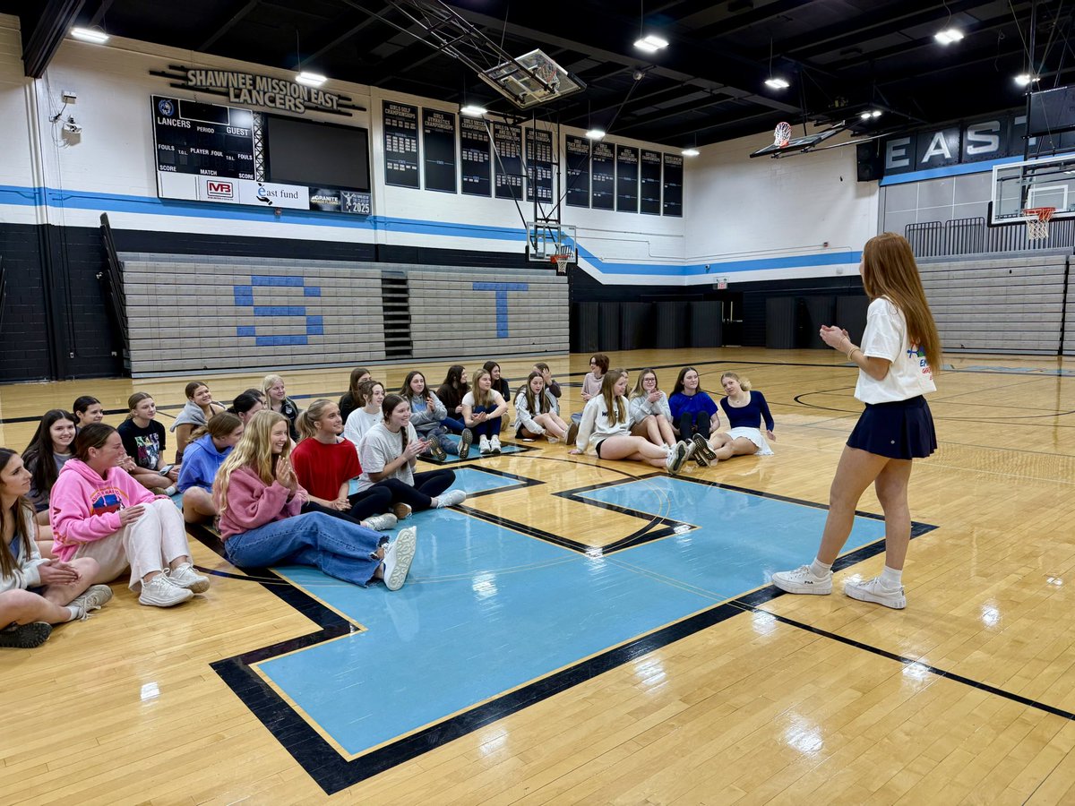 Sunflower Smack Show (@sunflowersmack) on Twitter photo We had a chance to celebrate <a href="/SMEastGBBall/">SME Girls Basketball</a> winners of the <a href="/SFLLeagueKS/">Sunflower League</a> fundraising competition that raised nearly $3,000 for Hoops4Her‼️ 
Hear 🎙️from HC Doug Archer, Hoops4Her Founder <a href="/FinaKessler/">Fina Kessler</a> (a Jr & leading scorer on the GBB🏀team) & others that helped. We had a chance to celebrate <a href="/SMEastGBBall/">SME Girls Basketball</a> winners of the <a href="/SFLLeagueKS/">Sunflower League</a> fundraising competition that raised nearly $3,000 for Hoops4Her‼️ 
Hear 🎙️from HC Doug Archer, Hoops4Her Founder <a href="/FinaKessler/">Fina Kessler</a> (a Jr & leading scorer on the GBB🏀team) & others that helped.