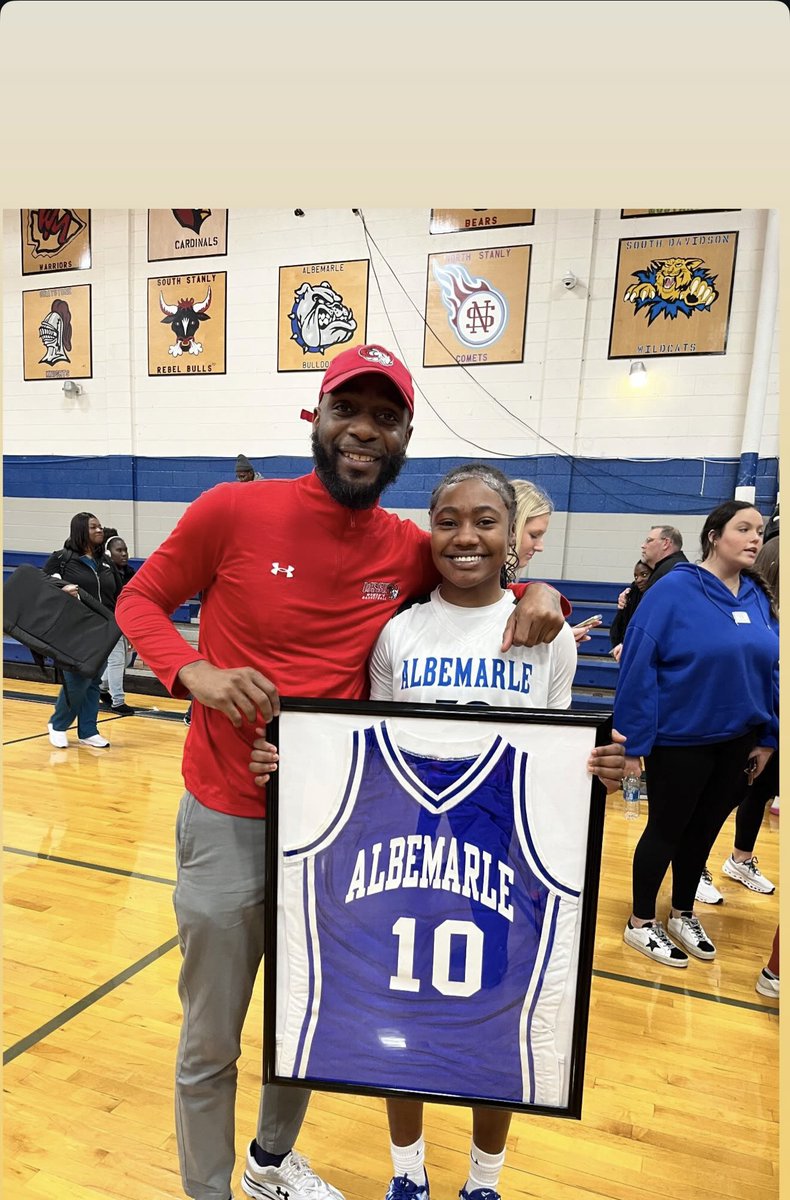 Shoutout to our incoming freshman class on their AMAZING high school careers! It’s been a pleasure to follow and watch you this season. Every one of you has achieved so many individual accolades that you should be proud of. The thing I’ve loved the most is that y’all are winners.