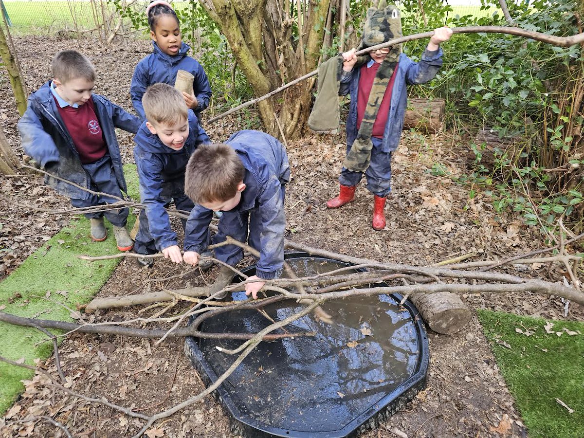 Stradbroke Forest School (@stradforest) on Twitter photo Following our Three Billy Goats Gruff story, we were challenged to build a bridge and cross without getting wet! πππ¦ #teamwork <a href="/StradbrokePri/">@StradbrokePrimary</a> Following our Three Billy Goats Gruff story, we were challenged to build a bridge and cross without getting wet! πππ¦ #teamwork <a href="/StradbrokePri/">@StradbrokePrimary</a>