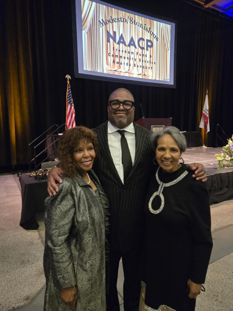 Last Saturday, NAACP CA-HI State President Rick L. Callender and Region 1 Board Member LaJuana Bivens joined the NAACP Modesto Branch at their Freedom Fund Gala. Pictured with them is Branch President Wendy Byrd.