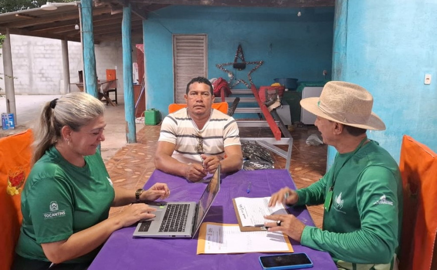 🌳Naturatins realiza levantamento socioeconômico e ambiental das famílias torrãozeiras do Parque Estadual do Cantão📍

👏Inciativa busca mapear as condições de vida dos torrãozeiros localizados no 📍 sul do Pará

Saiba mais👉surl.li/kefyui
