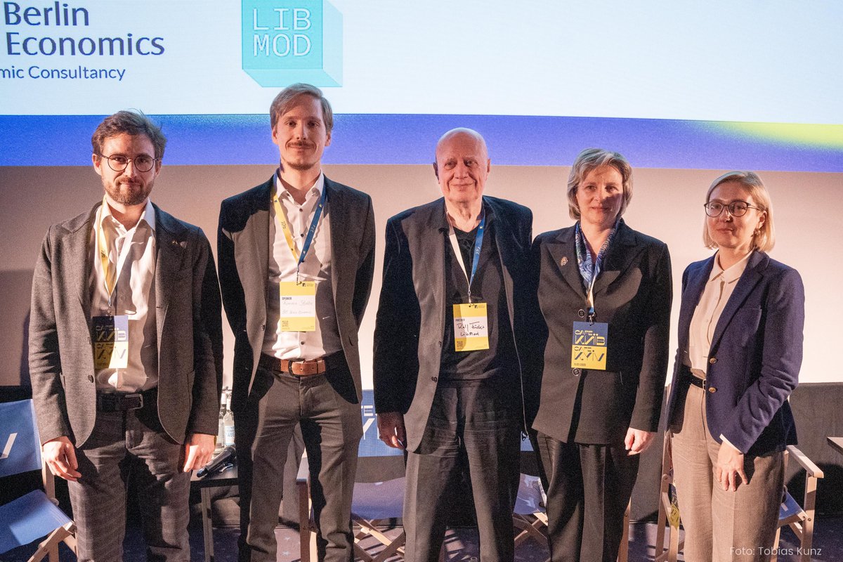 ⚡️ Live from #CaféKyiv:  Energy Security Panel, in cooperation with <a href="/BerlinEconomics/">Berlin Economics</a> 
Since early 2024, Russia’s targeting of Ukraine’s energy infrastructure has led to widespread destruction, blackouts, and energy shortages.
🔹 What are the lessons from last winter?
🔹 What key