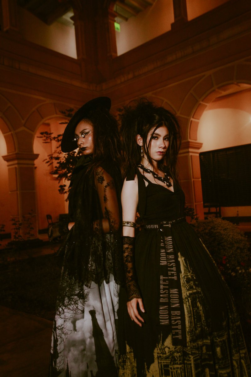 moon_bastet's tweet image. Lima La Gris 24|25
#perumoda #peru #lima #moonbastet #gothic #goth
