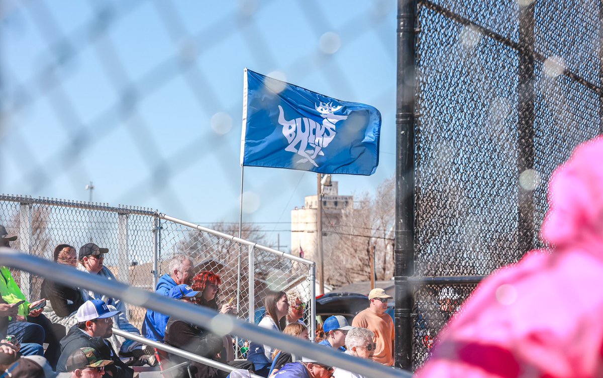 Press Pass Sports (@presspasssports) on Twitter photo Highland Park and White Deer making most of baseball debuts. <a href="/Lee_Passmore/">Lee Passmore</a> has the story #txhsbaseball..
🔗 presspass.news/highland-park-… Highland Park and White Deer making most of baseball debuts. <a href="/Lee_Passmore/">Lee Passmore</a> has the story #txhsbaseball..
🔗 presspass.news/highland-park-…