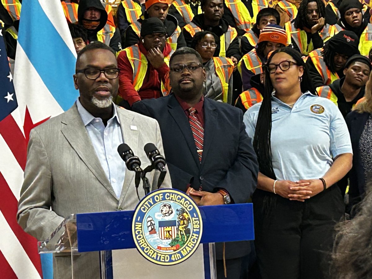 Craig Dellimore (@craigdellimore) on Twitter photo In Uptown, Mayor Brandon Johnson announces expansion of Chicago’s summer jobs program. <a href="/WBBMNewsradio/">WBBM Newsradio</a> In Uptown, Mayor Brandon Johnson announces expansion of Chicago’s summer jobs program. <a href="/WBBMNewsradio/">WBBM Newsradio</a>