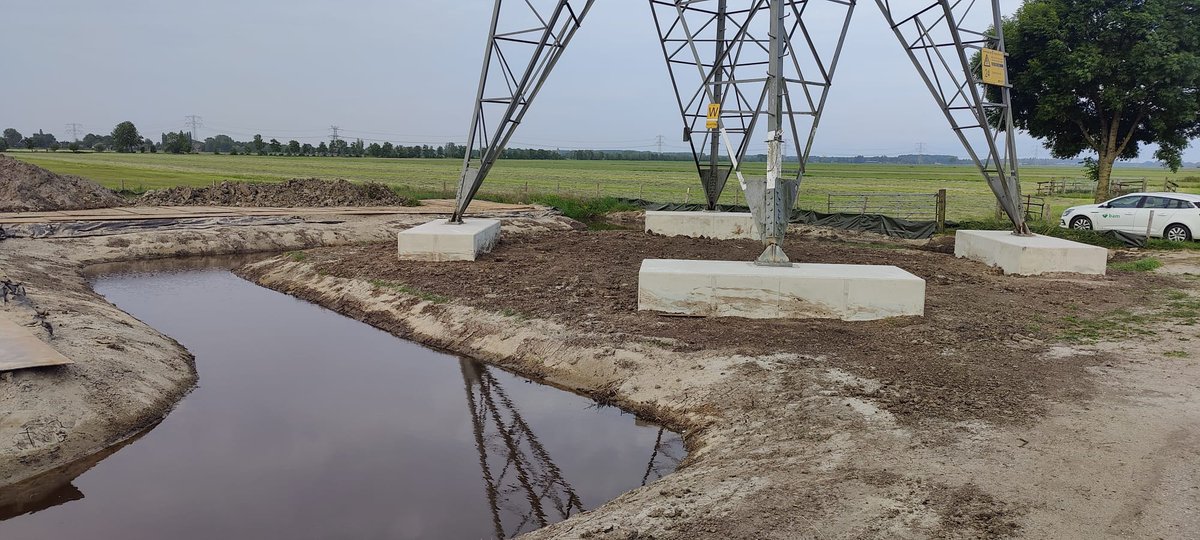 BAM Infra (@baminfra_nl) on Twitter photo We versterkten de funderingen van 89 masten. Voor <a href="/tennet_nl/">TenneT Netherlands</a> . Een complexe operatie, want de masten staan in kwetsbare natuurgebieden. Lees meer over de slimme oplossingen en nauwe samenwerking: bit.ly/3R6Pjvn We versterkten de funderingen van 89 masten. Voor <a href="/tennet_nl/">TenneT Netherlands</a> . Een complexe operatie, want de masten staan in kwetsbare natuurgebieden. Lees meer over de slimme oplossingen en nauwe samenwerking: bit.ly/3R6Pjvn