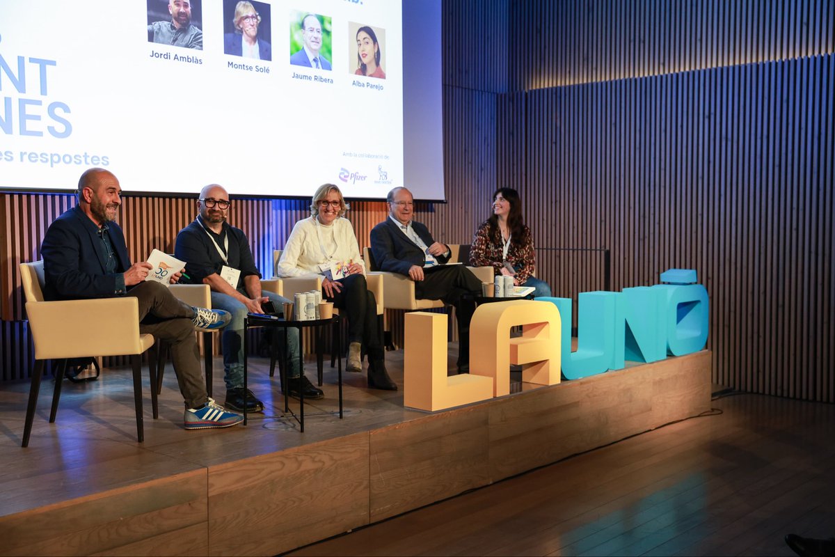 <a href="/salutcat/">Salut</a> <a href="/XarxaSantaTecla/">Xarxa Santa Tecla</a> <a href="/FPuigvert/">Fundació Puigvert Barcelona</a> <a href="/hospitalclinic/">Hospital Clínic</a> <a href="/hospiolot/">F. Hospital d'Olot</a> <a href="/HospitalSantPau/">Sant Pau - Campus Salut Barcelona</a> <a href="/SJDbarcelona_ca/">Hospital Sant Joan de Déu Barcelona CAT</a> <a href="/HospiCerdanya/">Hospital de Cerdanya</a> <a href="/HospiFigueres/">Fundació Salut Empordà</a> <a href="/Hospitaligd/">Hospital Universitari d'Igualada</a> <a href="/aspacecatalunya/">Fundació Aspace Catalunya</a> <a href="/ACEBAautogestio/">ACEBA</a> <a href="/AceAlzheimer/">Ace Alzheimer Center Barcelona</a> <a href="/parctauli/">Consorci Corporació Sanitària Parc Taulí</a> <a href="/csapg_/">Consorci Sanitari Alt Penedès-Garraf</a> <a href="/CSTerrassa/">Consorci Sanitari Terrassa - Hospital Universitari</a> <a href="/ConsorciCSI/">Consorci Sanitari Integral</a> <a href="/ClinicaGirona/">Clínica Girona</a> <a href="/CSJ_Manresa/">Clínica Sant Josep</a> <a href="/pereclavergrup/">Pere Claver Grup</a> <a href="/perevirgilicat/">PS Pere Virgili</a> <a href="/GrupPereMata/">Grup Pere Mata</a> <a href="/Mutua_Terrassa/">MutuaTerrassa</a> <a href="/StAndreuSalut/">Sant Andreu Salut</a> <a href="/parcsanitarisjd/">Parc Sanitari Sant Joan de Déu</a> <a href="/ICO_oncologia/">Institut Català d'Oncologia</a> <a href="/Cris_Puig/">Cris Puig</a> <a href="/VilaEloi/">Eloi Vila Escarré</a> <a href="/pericopastor/">perico pastor</a> <a href="/GipssSocio/">GiPSS</a> <a href="/quironsalud/">quirónsalud</a> <a href="/suaracoop/">Suara Cooperativa</a> <a href="/althaiamanresa/">Fundació Althaia</a> <a href="/ForumSMental/">Fòrum Salut Mental</a> <a href="/pfizer_spain/">Pfizer España</a> <a href="/novonordisk/">Novo Nordisk</a> <a href="/Costaisa/">Costaisa</a> <a href="/iasgirona/">Institut d’Assistència Sanitària</a> <a href="/CorpoSalutMS/">Corporació de Salut del Maresme i la Selva</a> <a href="/ComtecQuality/">Comtec</a> <a href="/QidaCare/">Qida</a> <a href="/CAPSBEsq/">CAPSBE</a> <a href="/inetum_es/">Inetum (en español)</a> <a href="/Messer_es/">Messer Ibérica</a> @PluxeeES <a href="/ISGLOBALorg/">ISGlobal</a> 👵I ara com impacta la longevitat en els models d’atenció a les persones, seguim amb ponents de luxe i un gran mestre de cerimònies, <a href="/VilaEloi/">Eloi Vila Escarré</a>.

🗣️<a href="/jordiamblas/">Jordi Amblàs</a>, <a href="/msolecvic/">Montse Solé</a>, <a href="/TomiAndJerry/">Alba Parejo🍪</a> i Jaume Ribera