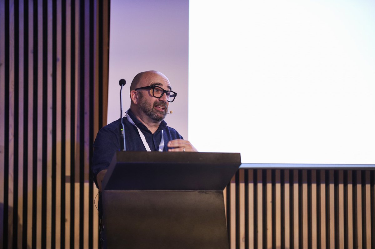 <a href="/salutcat/">Salut</a> <a href="/XarxaSantaTecla/">Xarxa Santa Tecla</a> <a href="/FPuigvert/">Fundació Puigvert Barcelona</a> <a href="/hospitalclinic/">Hospital Clínic</a> <a href="/hospiolot/">F. Hospital d'Olot</a> <a href="/HospitalSantPau/">Sant Pau - Campus Salut Barcelona</a> <a href="/SJDbarcelona_ca/">Hospital Sant Joan de Déu Barcelona CAT</a> <a href="/HospiCerdanya/">Hospital de Cerdanya</a> <a href="/HospiFigueres/">Fundació Salut Empordà</a> <a href="/Hospitaligd/">Hospital Universitari d'Igualada</a> <a href="/aspacecatalunya/">Fundació Aspace Catalunya</a> <a href="/ACEBAautogestio/">ACEBA</a> <a href="/AceAlzheimer/">Ace Alzheimer Center Barcelona</a> <a href="/parctauli/">Consorci Corporació Sanitària Parc Taulí</a> <a href="/csapg_/">Consorci Sanitari Alt Penedès-Garraf</a> <a href="/CSTerrassa/">Consorci Sanitari Terrassa - Hospital Universitari</a> <a href="/ConsorciCSI/">Consorci Sanitari Integral</a> <a href="/ClinicaGirona/">Clínica Girona</a> <a href="/CSJ_Manresa/">Clínica Sant Josep</a> <a href="/pereclavergrup/">Pere Claver Grup</a> <a href="/perevirgilicat/">PS Pere Virgili</a> <a href="/GrupPereMata/">Grup Pere Mata</a> <a href="/Mutua_Terrassa/">MutuaTerrassa</a> <a href="/StAndreuSalut/">Sant Andreu Salut</a> <a href="/parcsanitarisjd/">Parc Sanitari Sant Joan de Déu</a> <a href="/ICO_oncologia/">Institut Català d'Oncologia</a> <a href="/Cris_Puig/">Cris Puig</a> <a href="/VilaEloi/">Eloi Vila Escarré</a> <a href="/pericopastor/">perico pastor</a> <a href="/GipssSocio/">GiPSS</a> <a href="/quironsalud/">quirónsalud</a> <a href="/suaracoop/">Suara Cooperativa</a> <a href="/althaiamanresa/">Fundació Althaia</a> <a href="/ForumSMental/">Fòrum Salut Mental</a> <a href="/pfizer_spain/">Pfizer España</a> <a href="/novonordisk/">Novo Nordisk</a> <a href="/Costaisa/">Costaisa</a> <a href="/iasgirona/">Institut d’Assistència Sanitària</a> <a href="/CorpoSalutMS/">Corporació de Salut del Maresme i la Selva</a> <a href="/ComtecQuality/">Comtec</a> <a href="/QidaCare/">Qida</a> <a href="/CAPSBEsq/">CAPSBE</a> <a href="/inetum_es/">Inetum (en español)</a> <a href="/Messer_es/">Messer Ibérica</a> <a href="/PluxeeES/">Ethical</a> <a href="/ISGLOBALorg/">ISGlobal</a> <a href="/jordiamblas/">Jordi Amblàs</a> <a href="/msolecvic/">Montse Solé</a> @TomiAndJerry 🗣️ Si volem un sistema sanitari que realment respongui a les necessitats del futur, hem de començar per abandonar els esquemes del passat i atrevir-nos a construir un model més integrat i eficient diu <a href="/jordiamblas/">Jordi Amblàs</a>.

#50AnysLaUnió